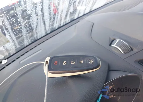 2017 Ford Escape Titanium из США, поврежденный, VIN 1FMCU0JD3HUA59627